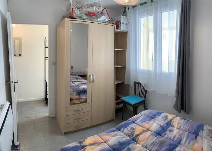 La Fregate Marine De St Hilaire Apartmán *
