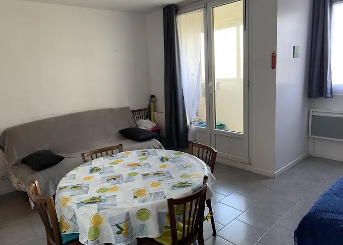 La Fregate Marine De St Hilaire La Parée Preneau